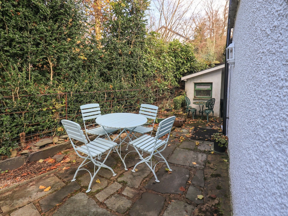 Violet Cottage