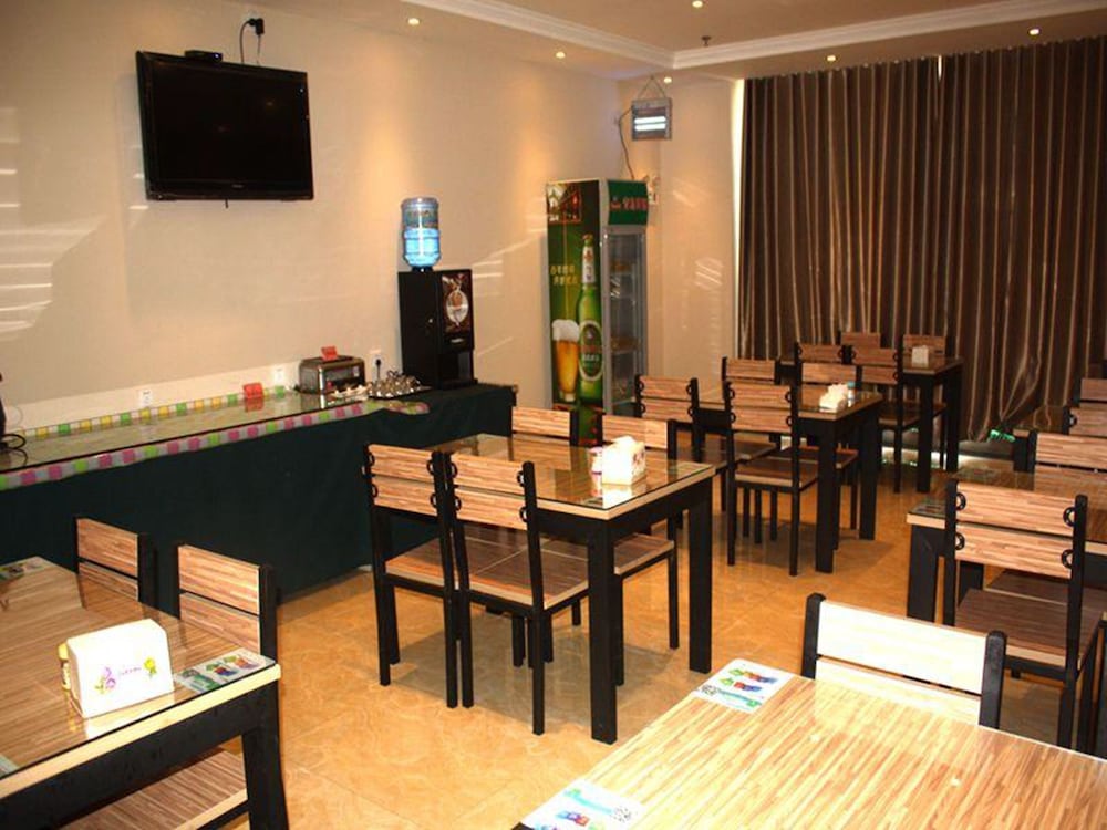 GreenTree Inn Liaocheng Chiping East Huixin Road Business Hotel