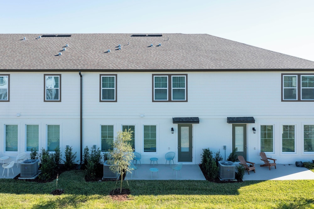 Marvelous 3 Bd Close to Disney Enclaves at Festival 796 view 4