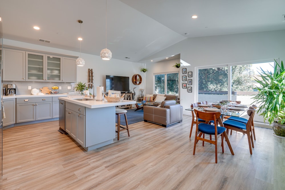 Half Moon Bay Vacations - Half Moon Bay Vacation Rental: 1 Mile to Beach! - Property Image 8