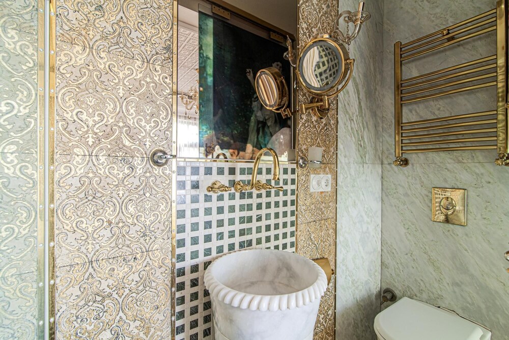 Magnificent Historic Mansion in Beylerbeyi