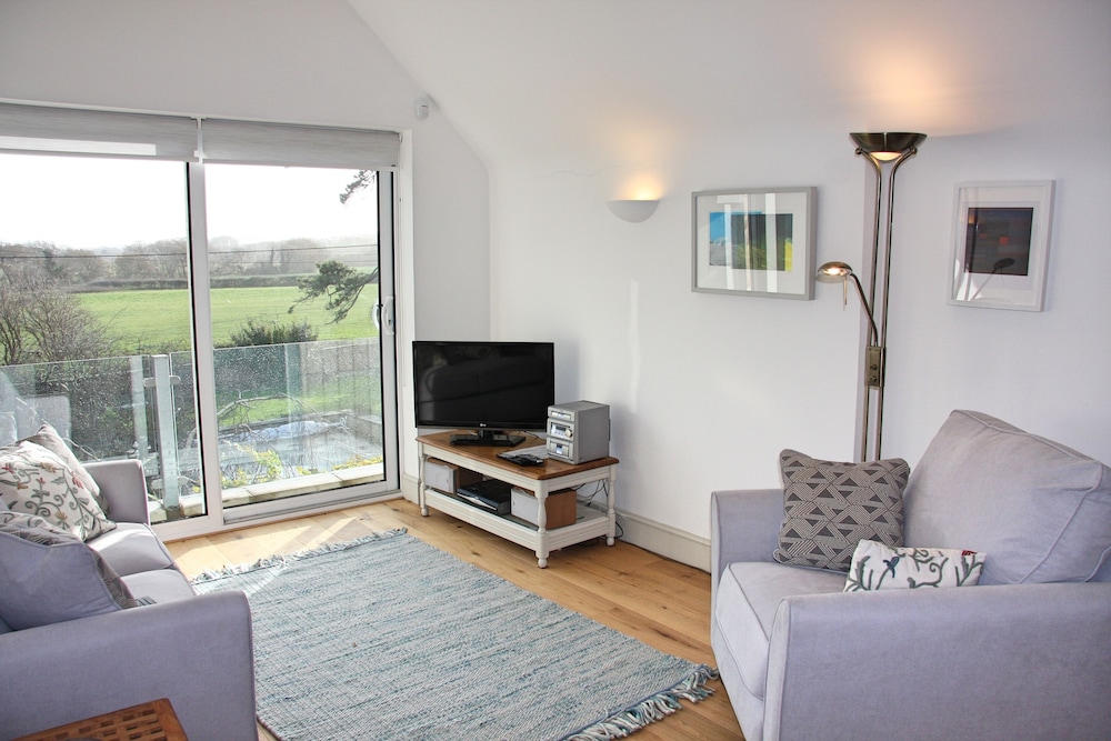 Marshlands Annexe view 2