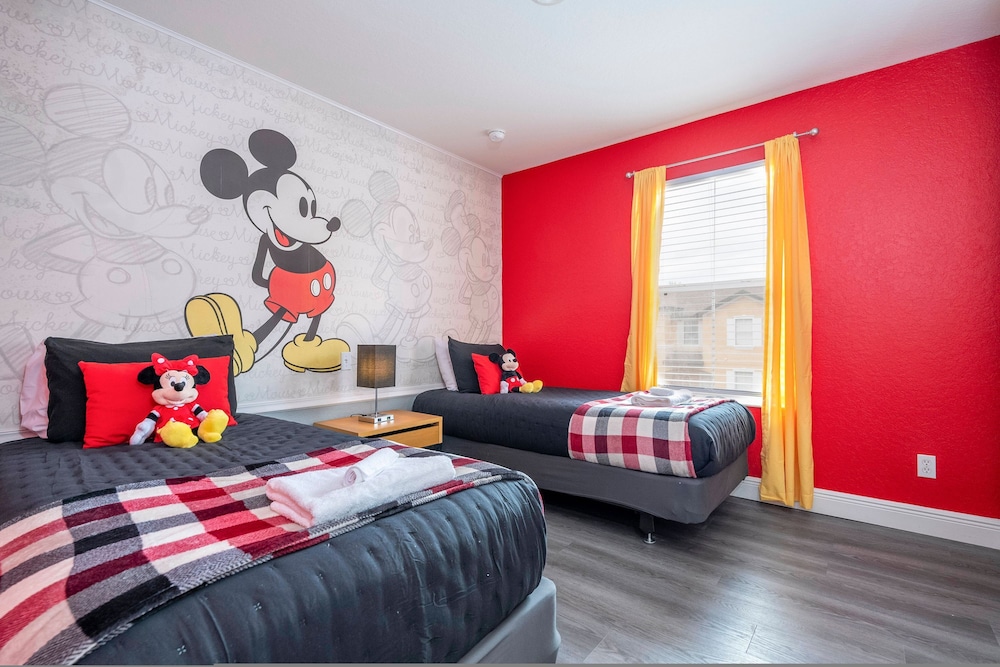 Cozy 3BR Regal Oaks Close to Disney