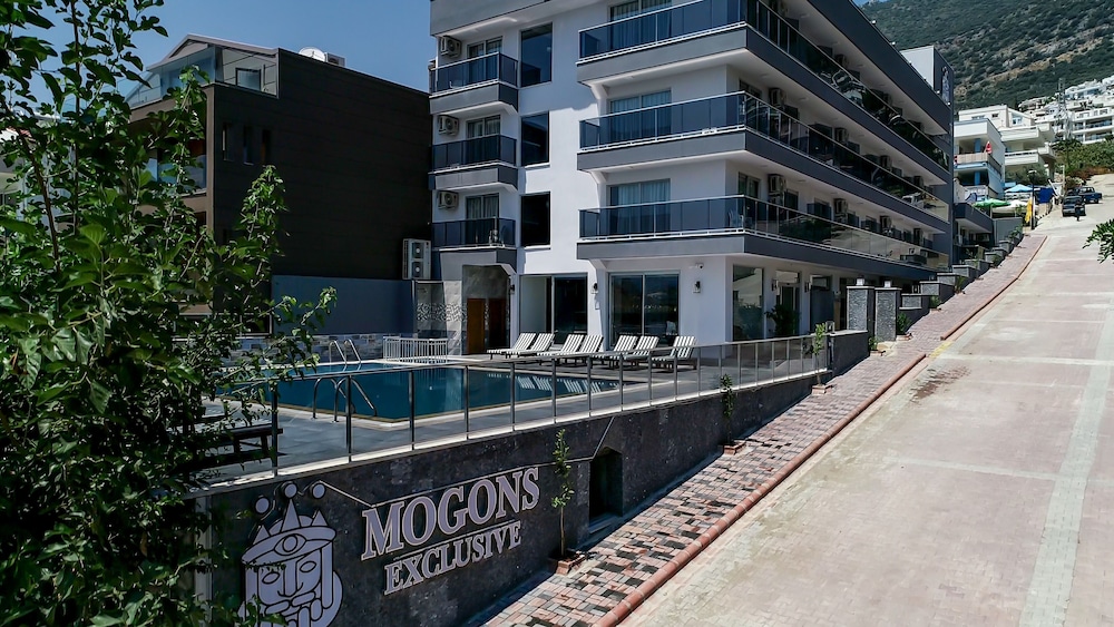 Mogons Exclusive Hotel - Image 36