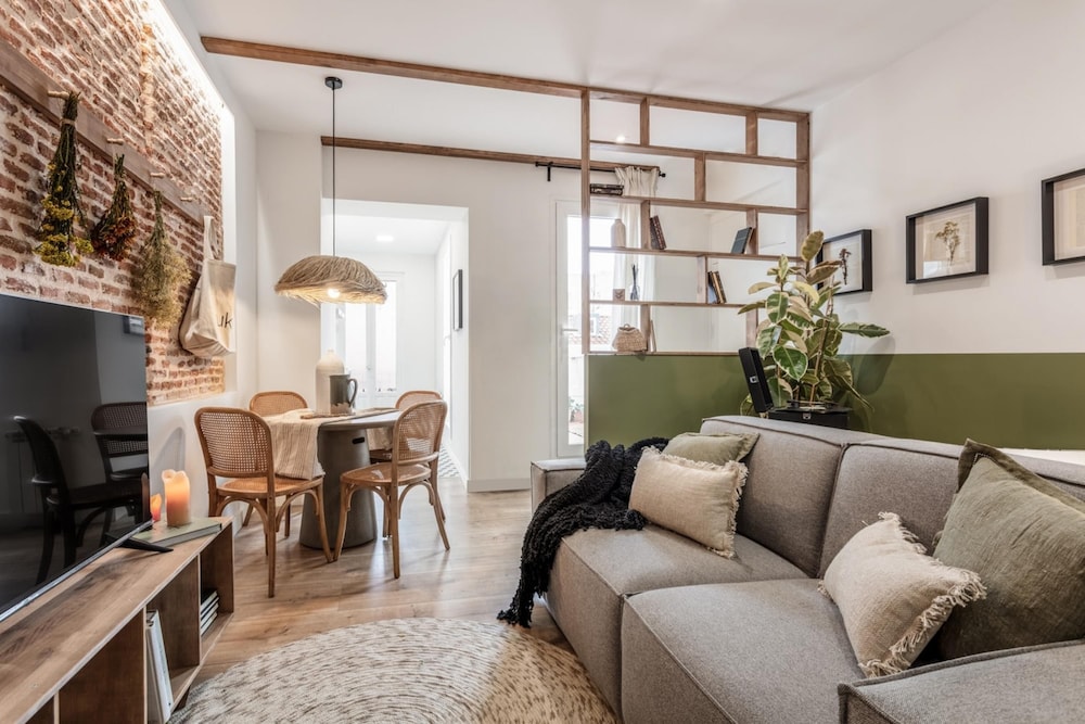 Alcazar - 1 Bedroom and Terrace in Almagro
