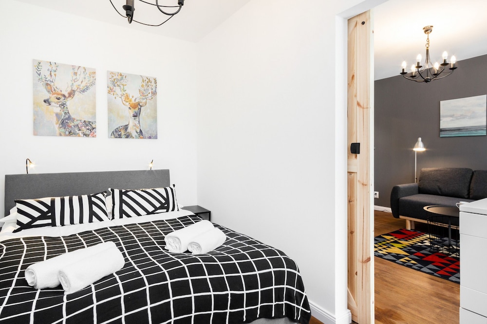 Apartment Wilanowska Warsaw by Renters view 4