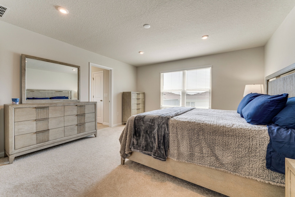 11 Mi to Disney: Family Home w/ Pool Access