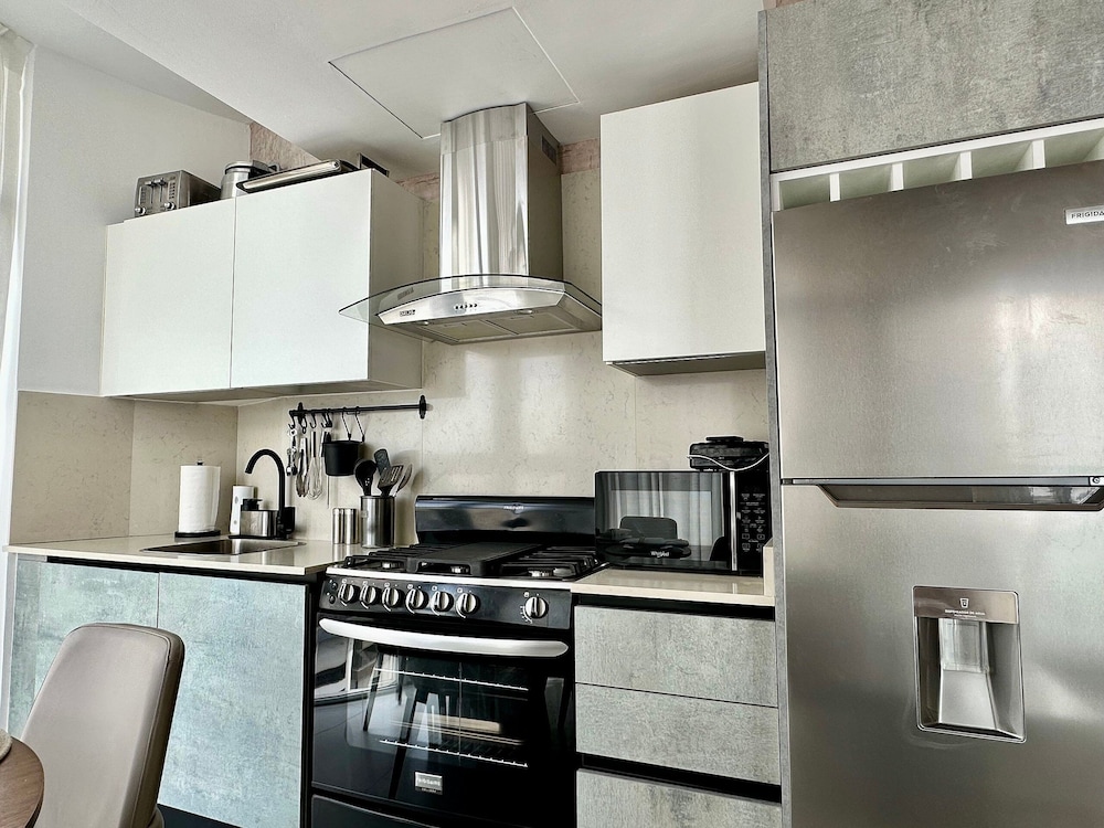 Shalom Residences By YellowKey