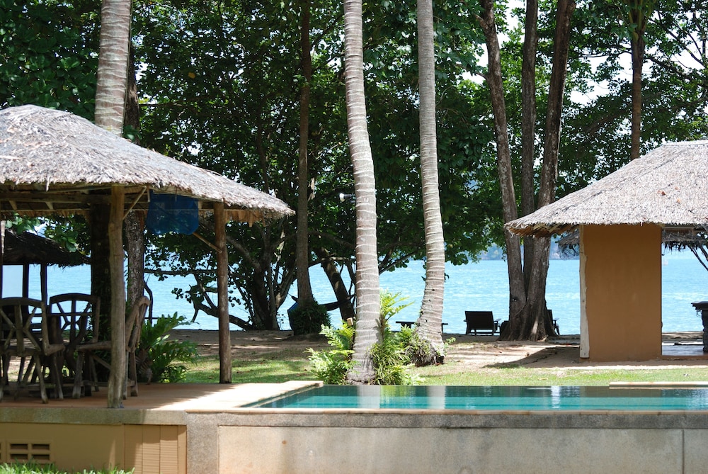 Khao Tong Villa at Melina