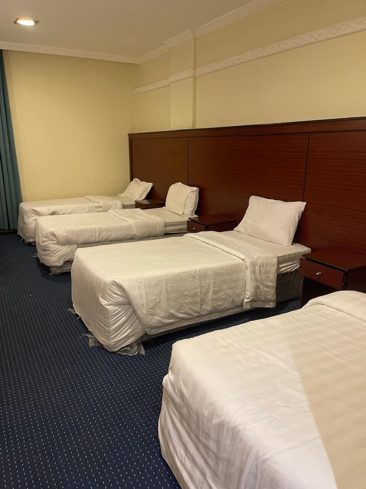 Khen pahar hotel and Resturant