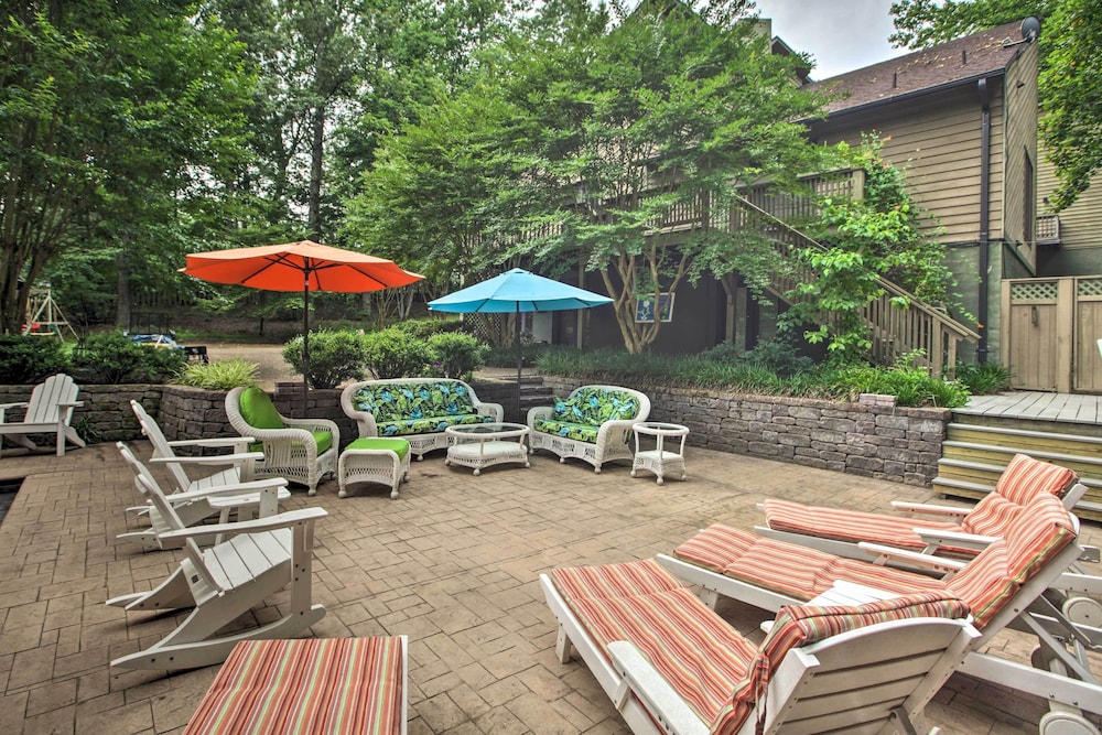 The White Elephant Inn Getaway w/ Pool  Hot Tub! - Property Image 14