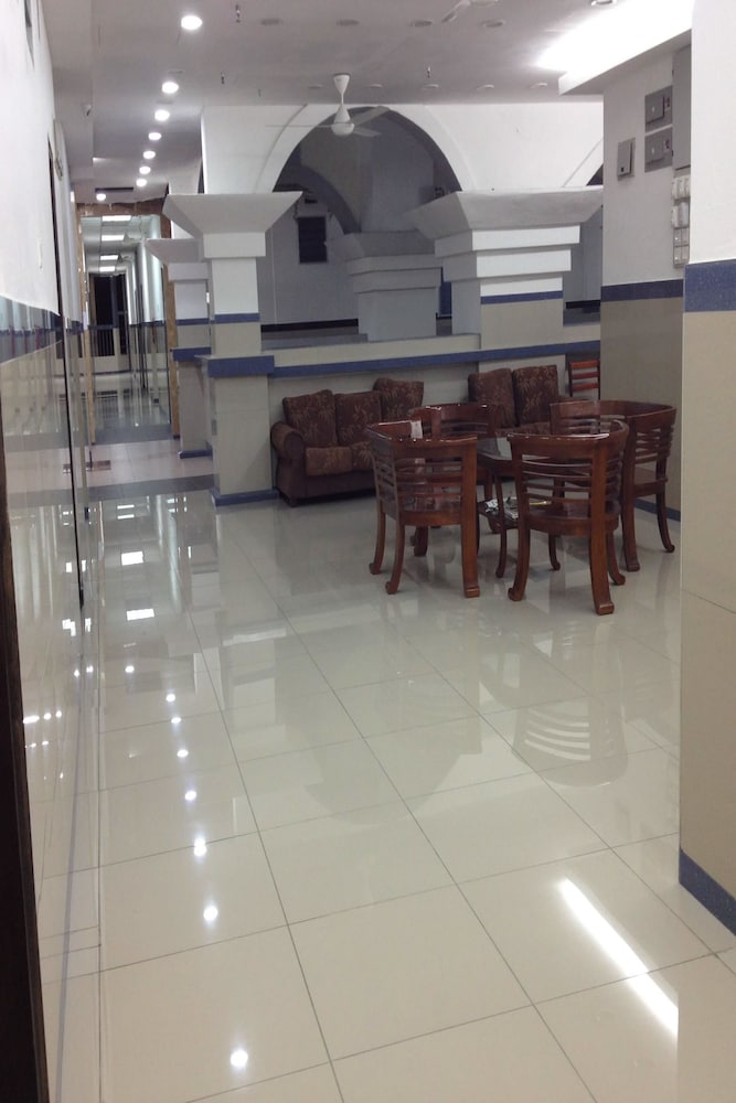 Burmahtel - Hotel