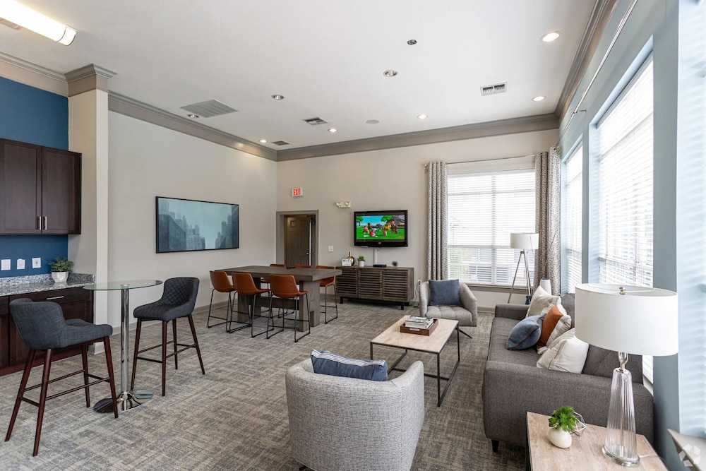 Landing Furnished Apartments near Barfield