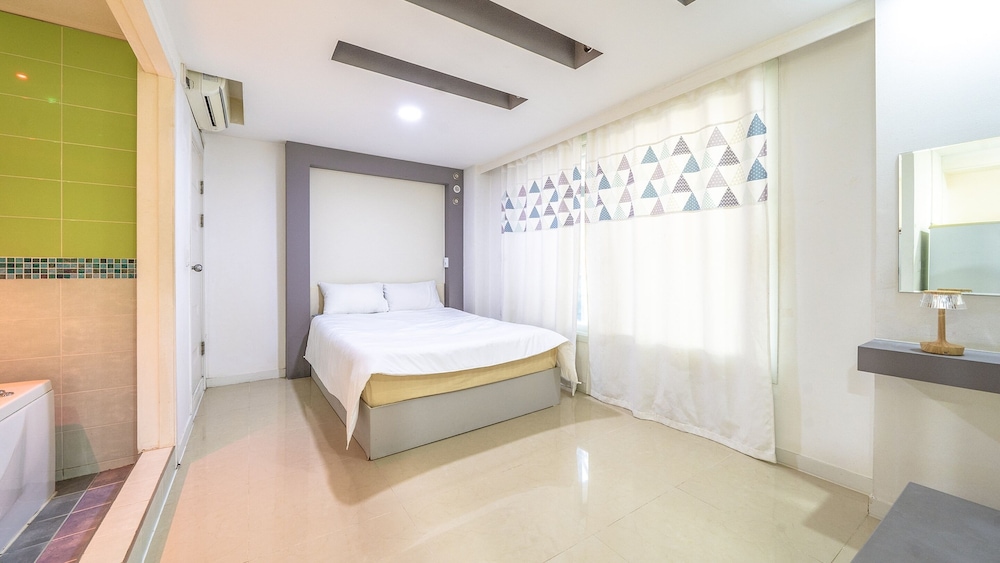 Gapeong Jason Spa Pension