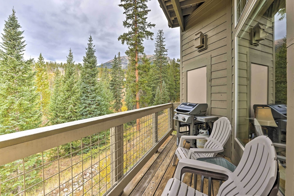 Beaver Creek Vacations - Silverthorne Condo w/ Hot Tub  Trailhead Access! - Property Image 1