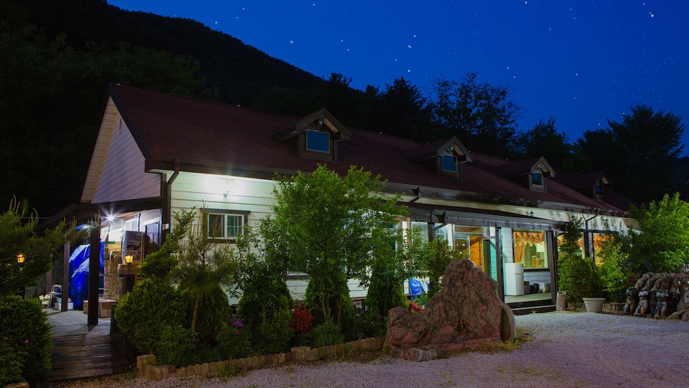Muju Cherish Pension