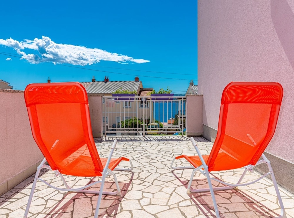 Modern Crikvenica Apartments With Sea View