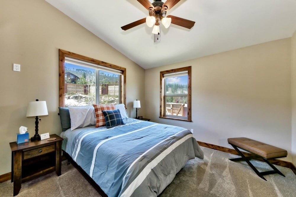 1008c Mountain View Retreat 5 Bedroom Home