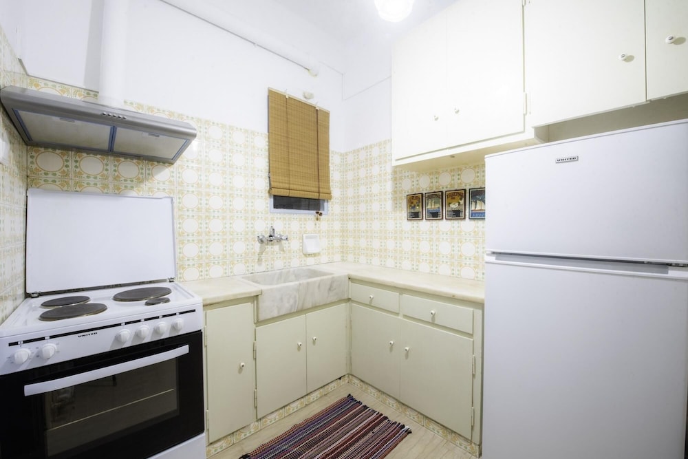 Spacious Living at Kallithea photo 4
