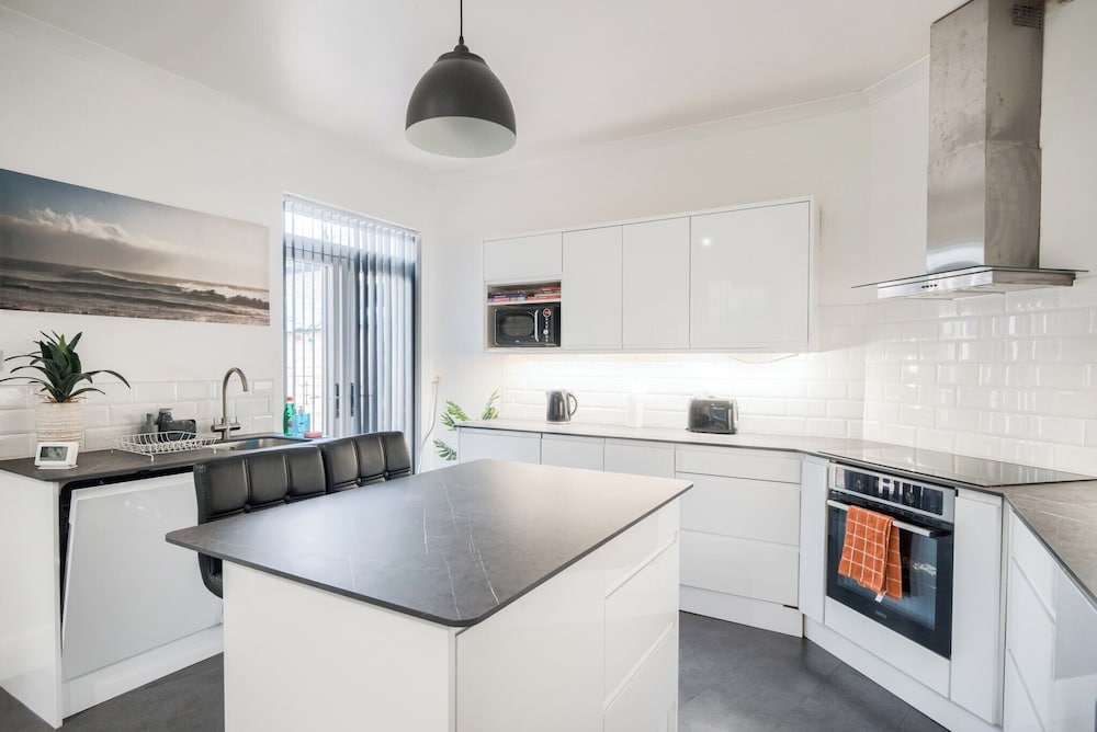Sleeps7-pet&familyfriendly With Parking