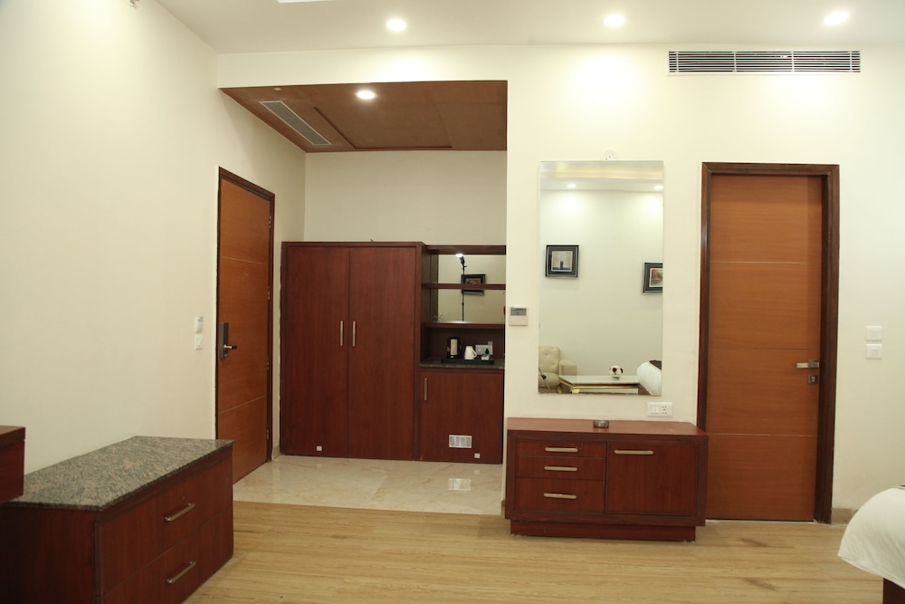 Green Palms Hotel