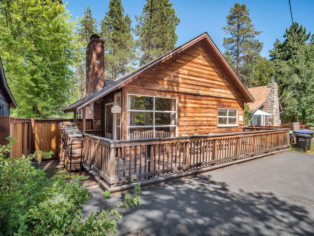 851h Tahoe Classic Cabin Near The Beach 2 Bedroom Cabin