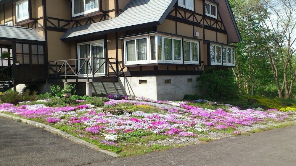 Cottage Alice