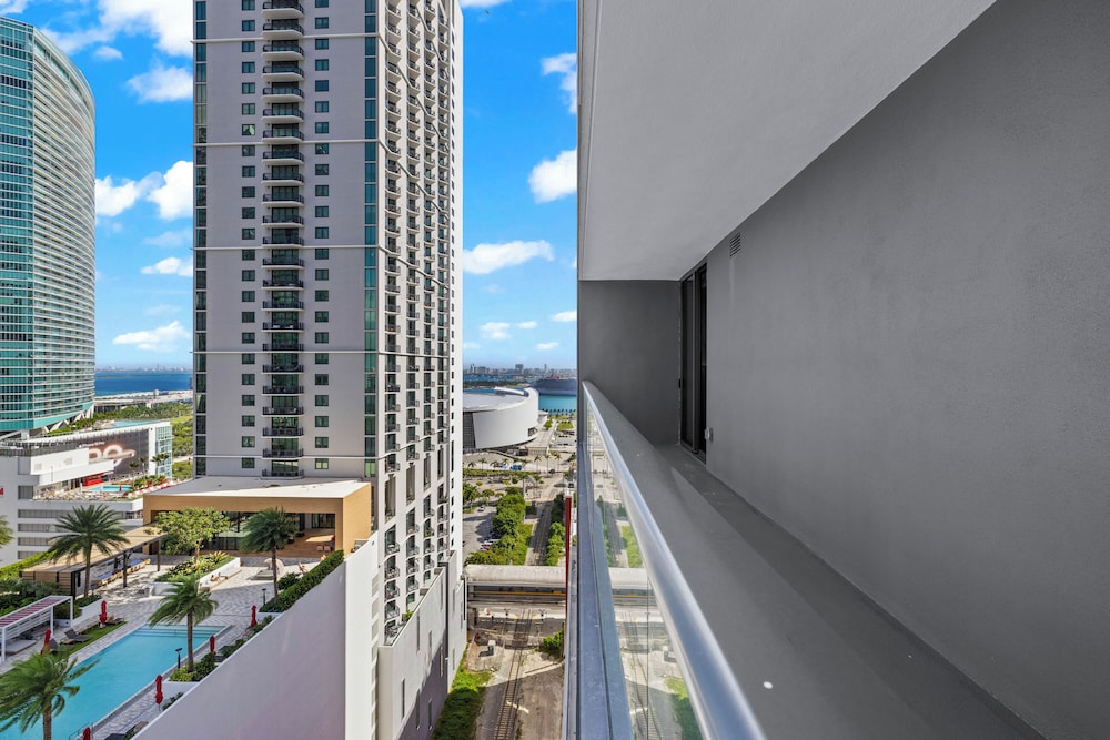 Luxury Condos in Downtown Miami