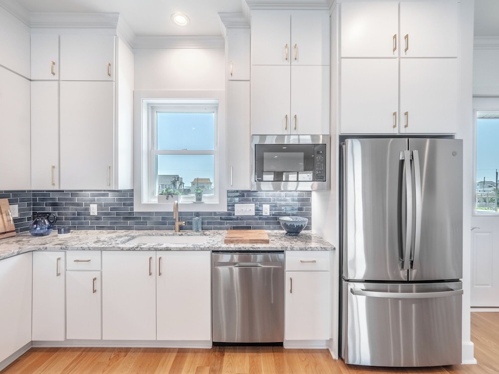 Channel 6 by Topsail Realty