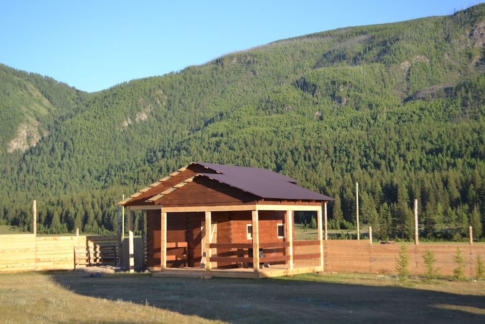 Ethnohouse YURTA
