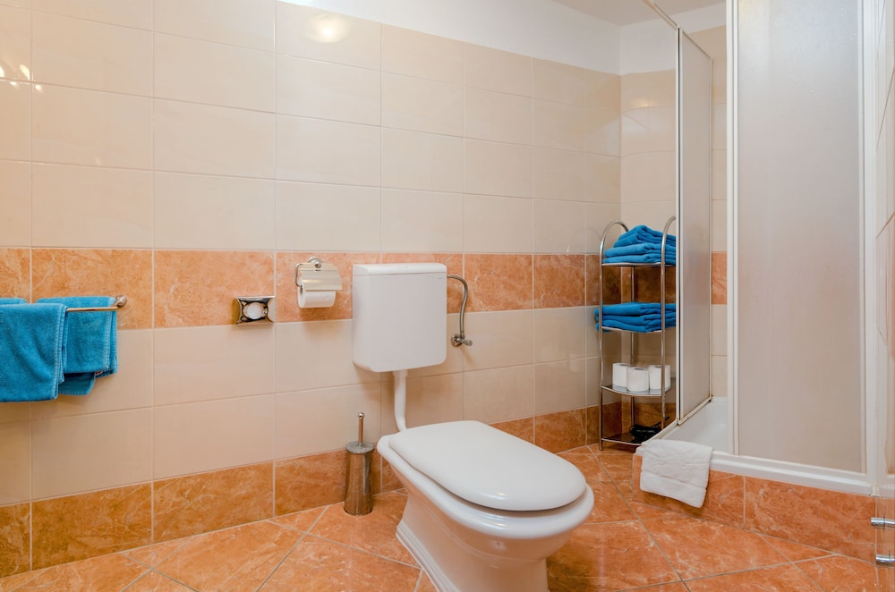 Apartments Vila Adrijana and Fitness Studio Wolf