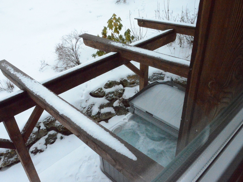 Dreamy Chalet on the Slopes