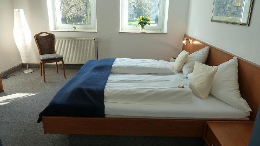 Bielefeld Vacations - Hotel Im Winkel - Property Image 1