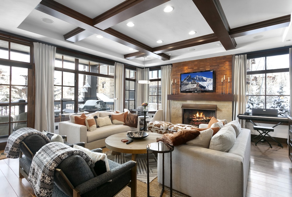 Flagstaff Lodge at Deer Valley Resort - Three Bedroom Residence #408 3 Condo