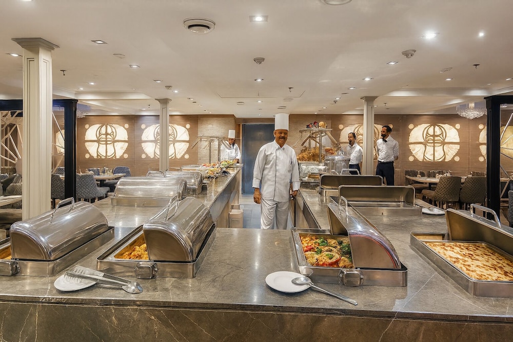 Nile Cruise Suites Only every Friday from Aswan 3 nights & every Monday from Luxor 4 nights