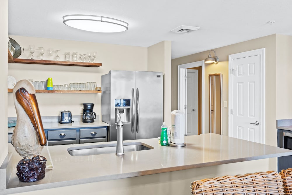 Calypso Beach Resort by Panhandle Getaways