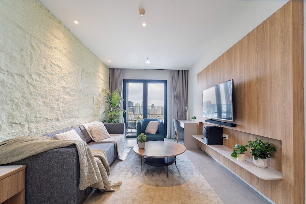 Luminous - Zenity Luxury Apartment - District 1