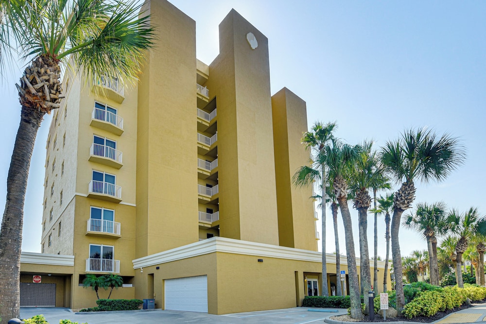 Direct Beach Access: NSB Condo w/ Community Perks