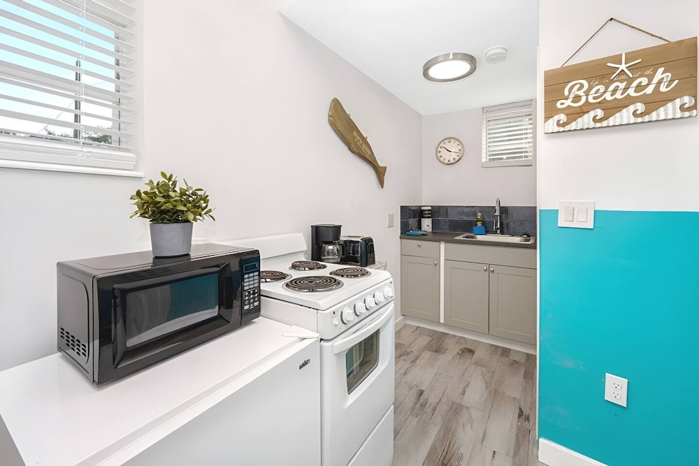 Blue Coral Studio in Hollywood