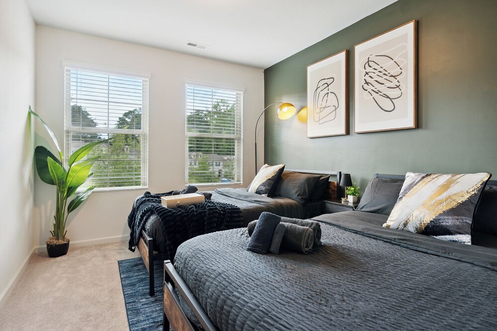 King 3BR Townhouse Mins to Cary NC State