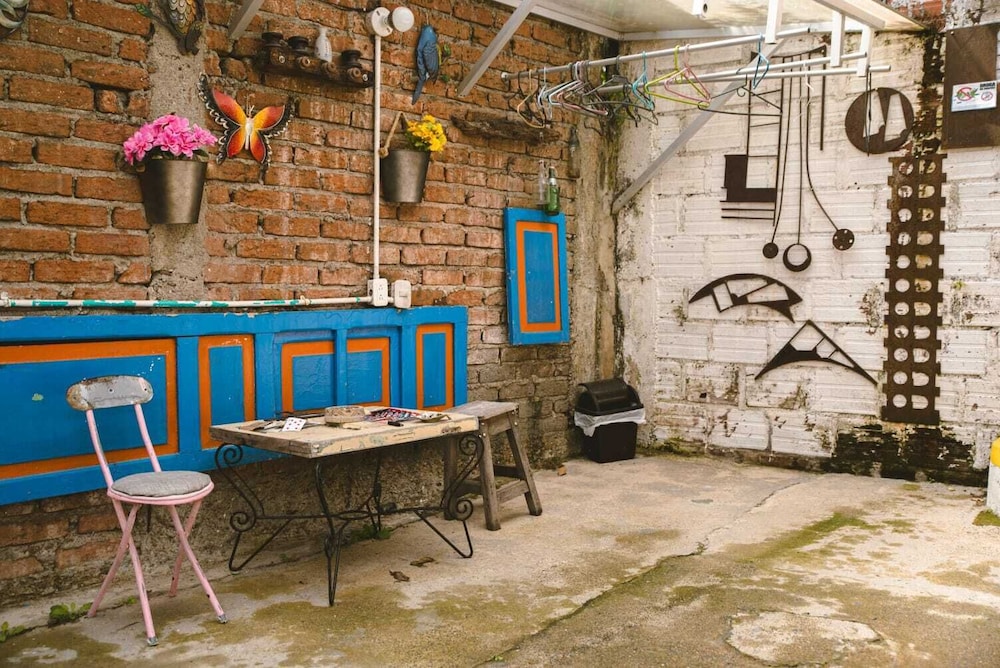 HOSTAL LA CASA DE LILI