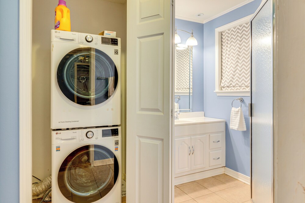 Walkable Home Near Beach & Downtown Fairhope!