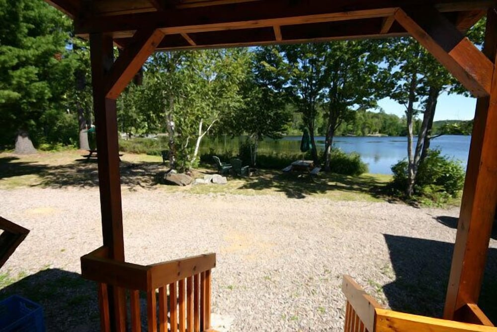 Spectacle Lake Lodge