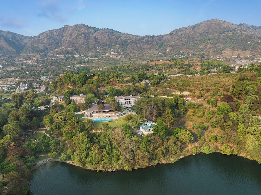 Naukuchia House, Naukuchiatal - IHCL SeleQtions