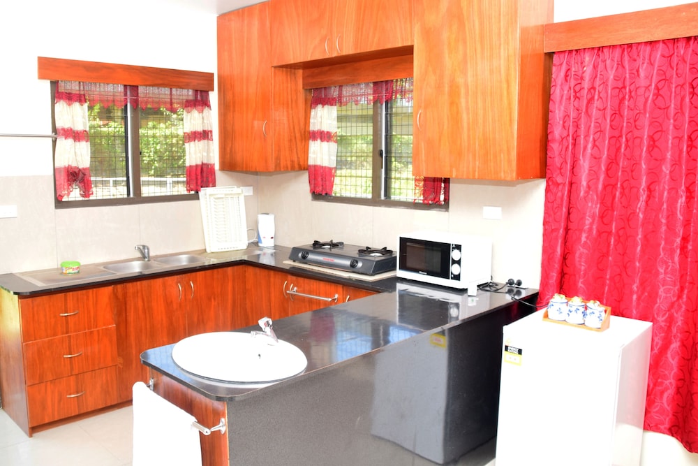 Narayan's Apartment - view 8