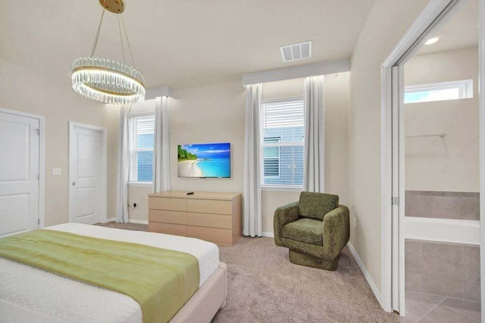 Everyone's Family Fun Home, Slides In Kids Rooms 10 Bedroom Villa