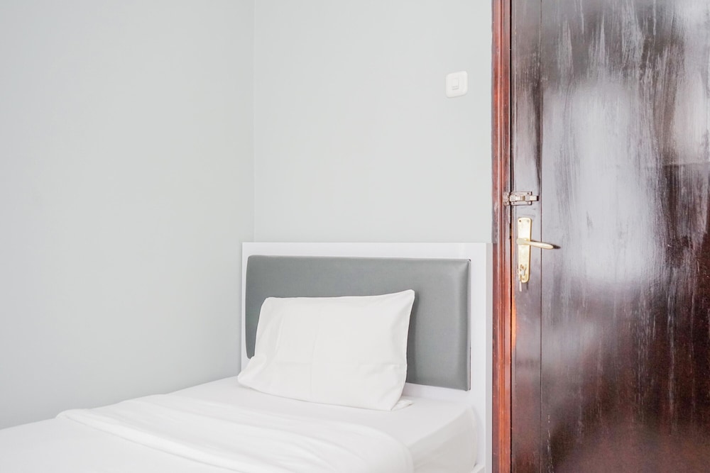 Highest Value 3BR Kondominium Golf Karawaci Apartment view 3