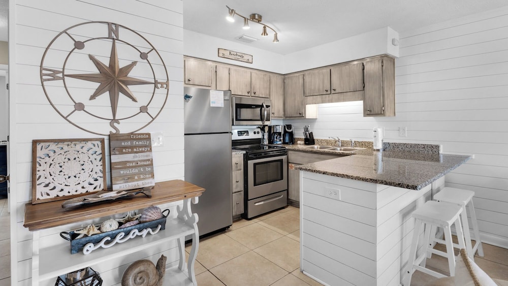 2BR Steps to Sand Pool, Near Pier Park + Free Attraction Tickets!