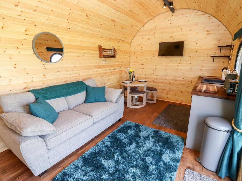The Happy Valley Pod