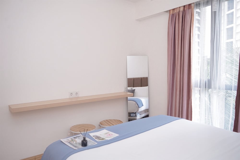 Simple Look 3Br Apartment Near Aeon Mall At Sky House Bsd